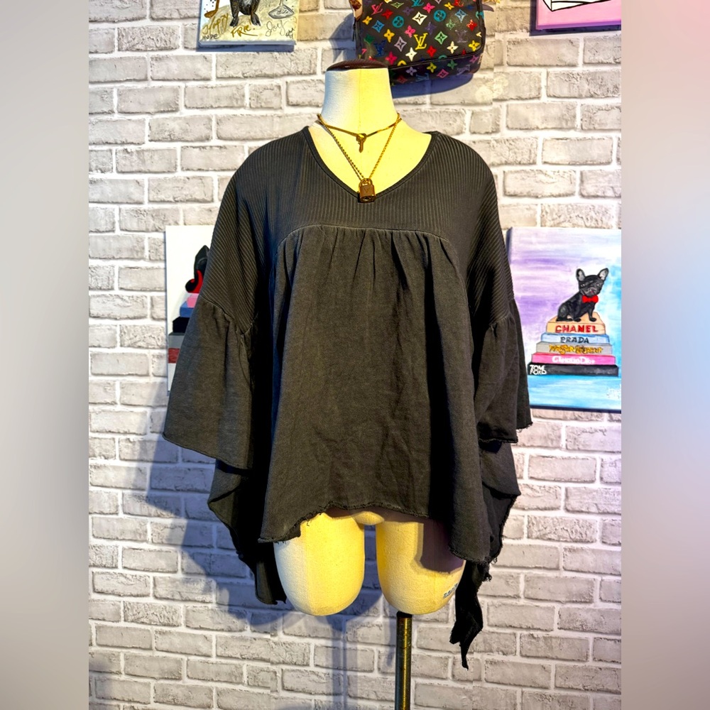 POL Beach Flowy Crop Tee BUTTERFLY wing sleeve Size Small